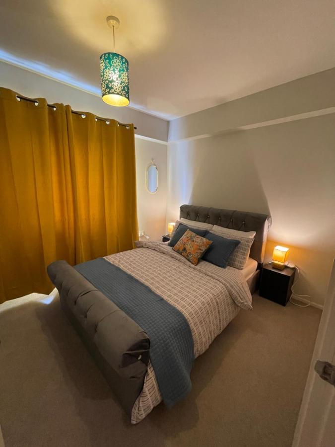 The Reflection Apartment , With River Thames View London Bagian luar foto